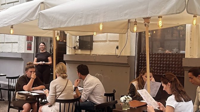 THE LOFT Colazione, Brunch & Pizza Dinner vicino San Pietro