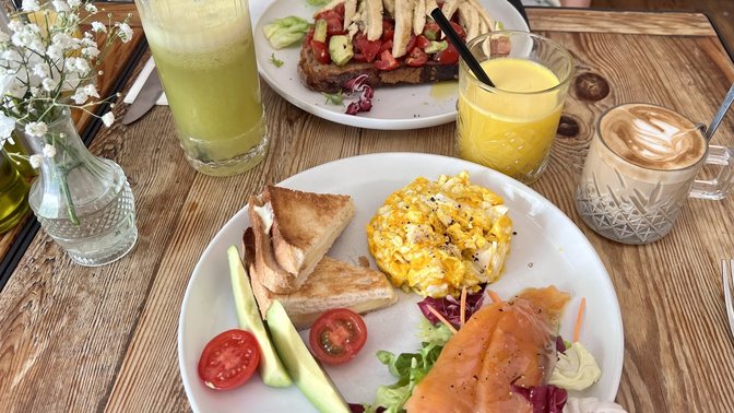 THE LOFT Colazione, Brunch & Pizza Dinner vicino San Pietro