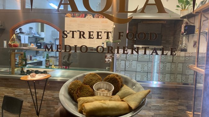 Aqla street food medio-orientale
