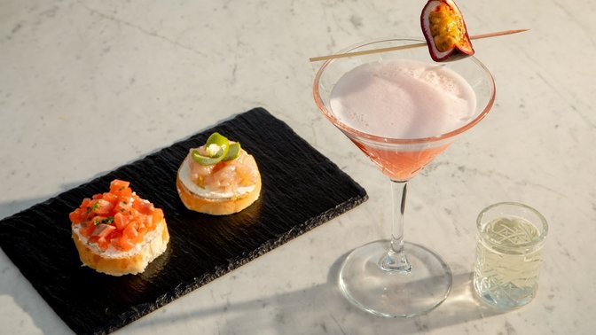 Jupiter Rooftop Bar & Restaurant