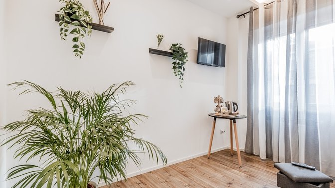 LoungeFloor Metro A Netflix & Wi-Fi