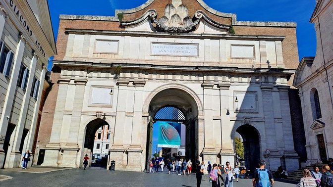 Nord gate Piazza del Popolo
