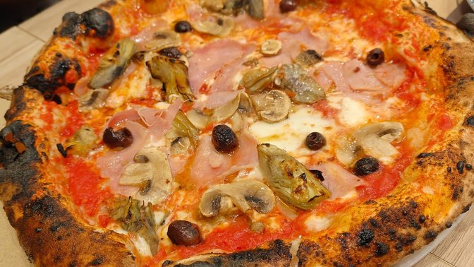 Bella Napoli NEAR VATICAN Wood fired Oven