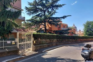 Vatican Rooms Mura Aurelie