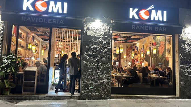 Komi Ramen e Izakaya