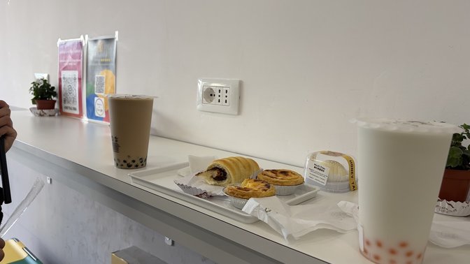 HoneyTalk蜜语 – Bubble Tea 奶茶 , Dolci 甜品 e Pane 新鲜面包