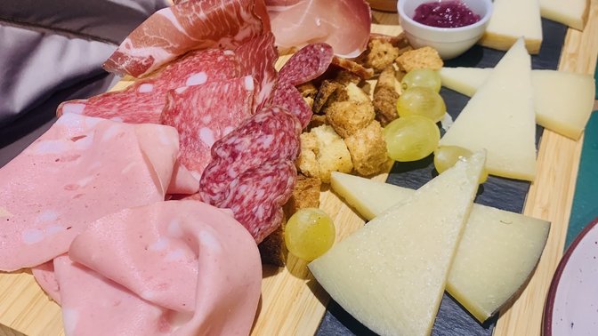 Enoteca Vanesio VinOsteria
