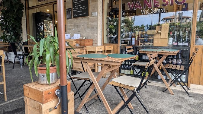 Enoteca Vanesio VinOsteria