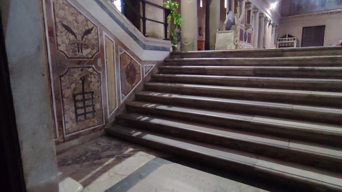 Cripta con le reliquie di San Lorenzo