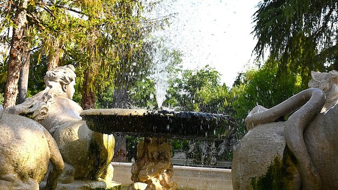 Fontana delle Sfingi