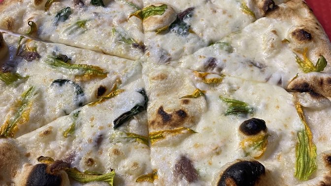 Reginella Pizzeria Forno A Legna