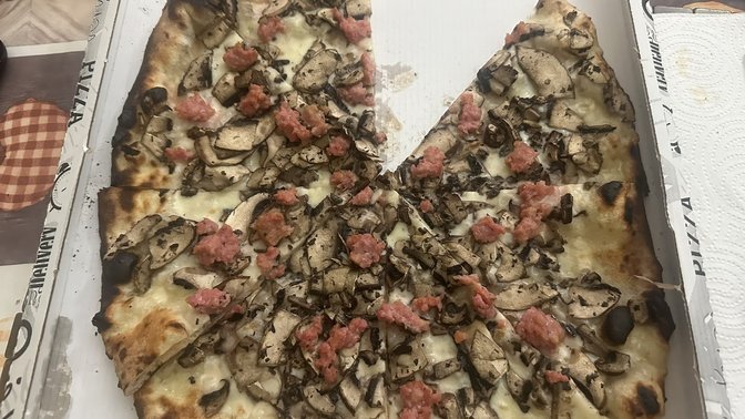 Reginella Pizzeria Forno A Legna