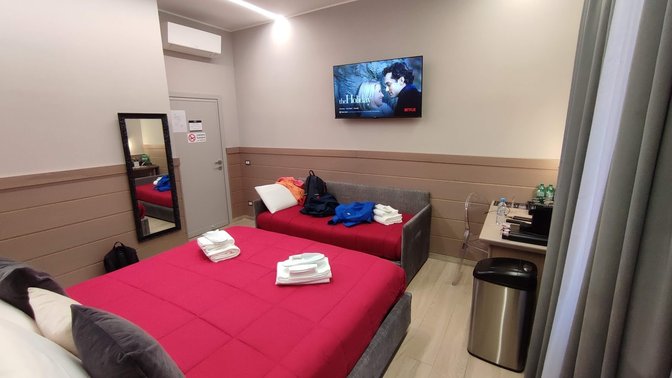 IRON Luxury Rooms, Rome