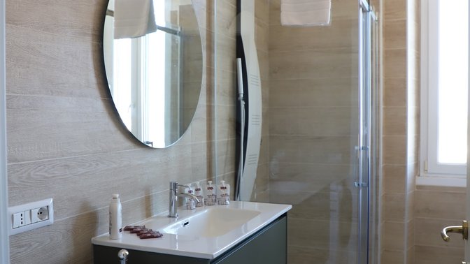 Vatican Jacuzzi House