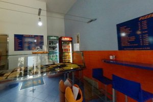 Pizza Shop