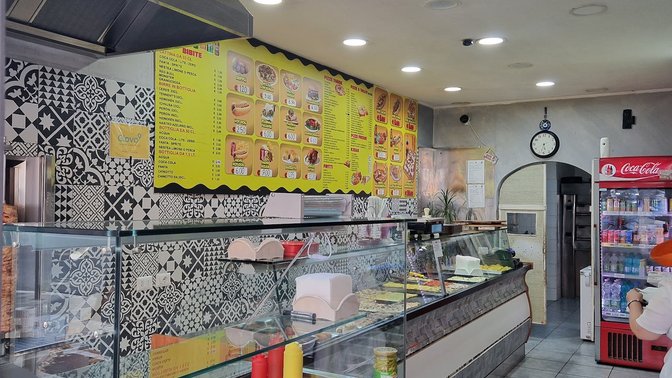 Istanbul kebab pizzeria