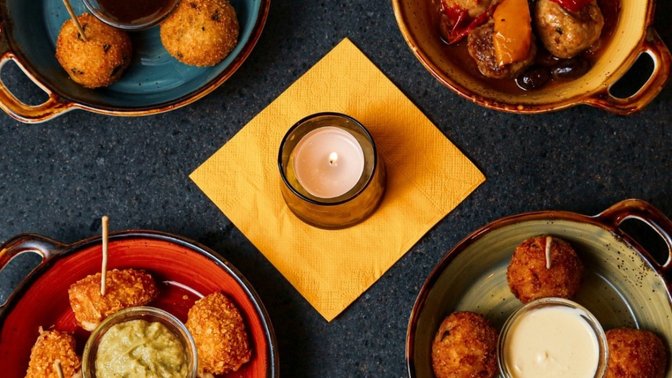 MamaMomo - Cucina Ibrida & Cocktail Bar