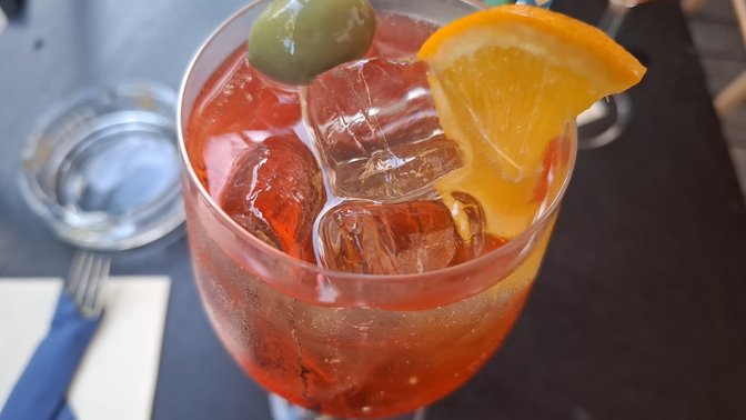 MamaMomo - Cucina Ibrida & Cocktail Bar
