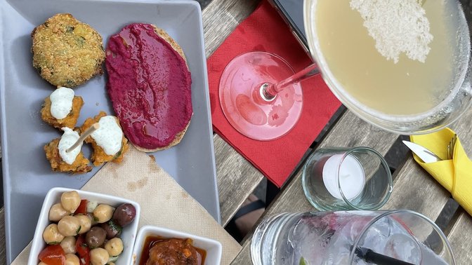 MamaMomo - Cucina Ibrida & Cocktail Bar