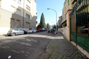 San Saba Street Apartments