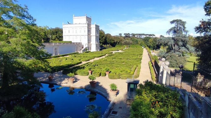 Peschiera del giardino segreto