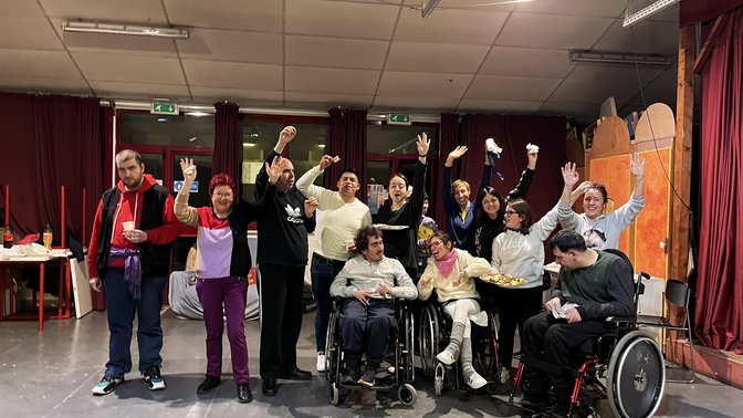 Chiodo Storto Teatro Degli Astri