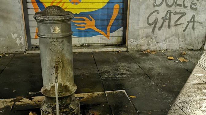 Public Fountain - Drinkable Water