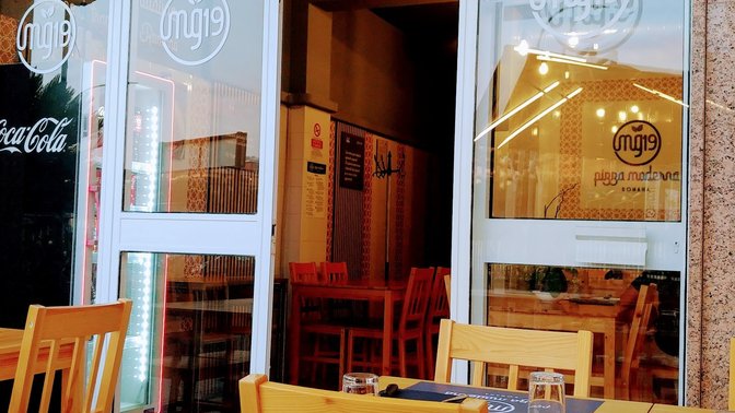MG19 Pizza moderna romana