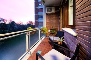 3 Passi Da: Metro Marconi