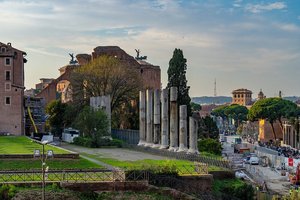 Gods and Epics: Troy and Rome Takes Over the Colosseum