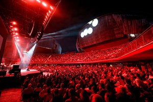 Fifty Dancers Open Rome's 41st Romaeuropa Festival