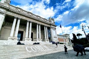 Metaphysical Rome: The De Chirico Retrospective at GNAMC