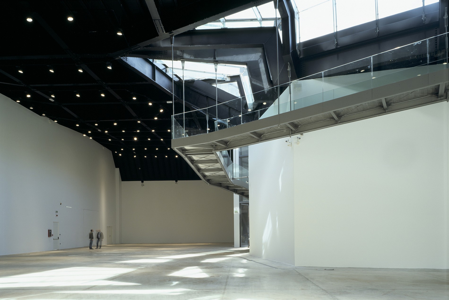 130 Canvases at MACRO: Inside Miriam Cahn's Rome Retrospective