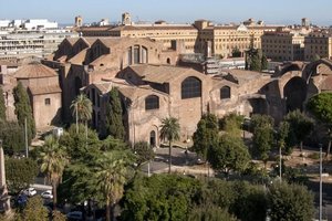 Ancient Worlds Collide: Inside Rome's AEGYPTUS Exhibition