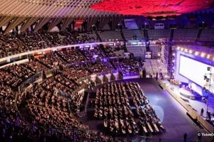 Platinum Tracks and Pit Sweats: Kid Yugi Takes Over Palazzo dello Sport