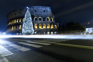 30,000 Runners and a Colosseum Finish: Run Rome The Marathon 2027