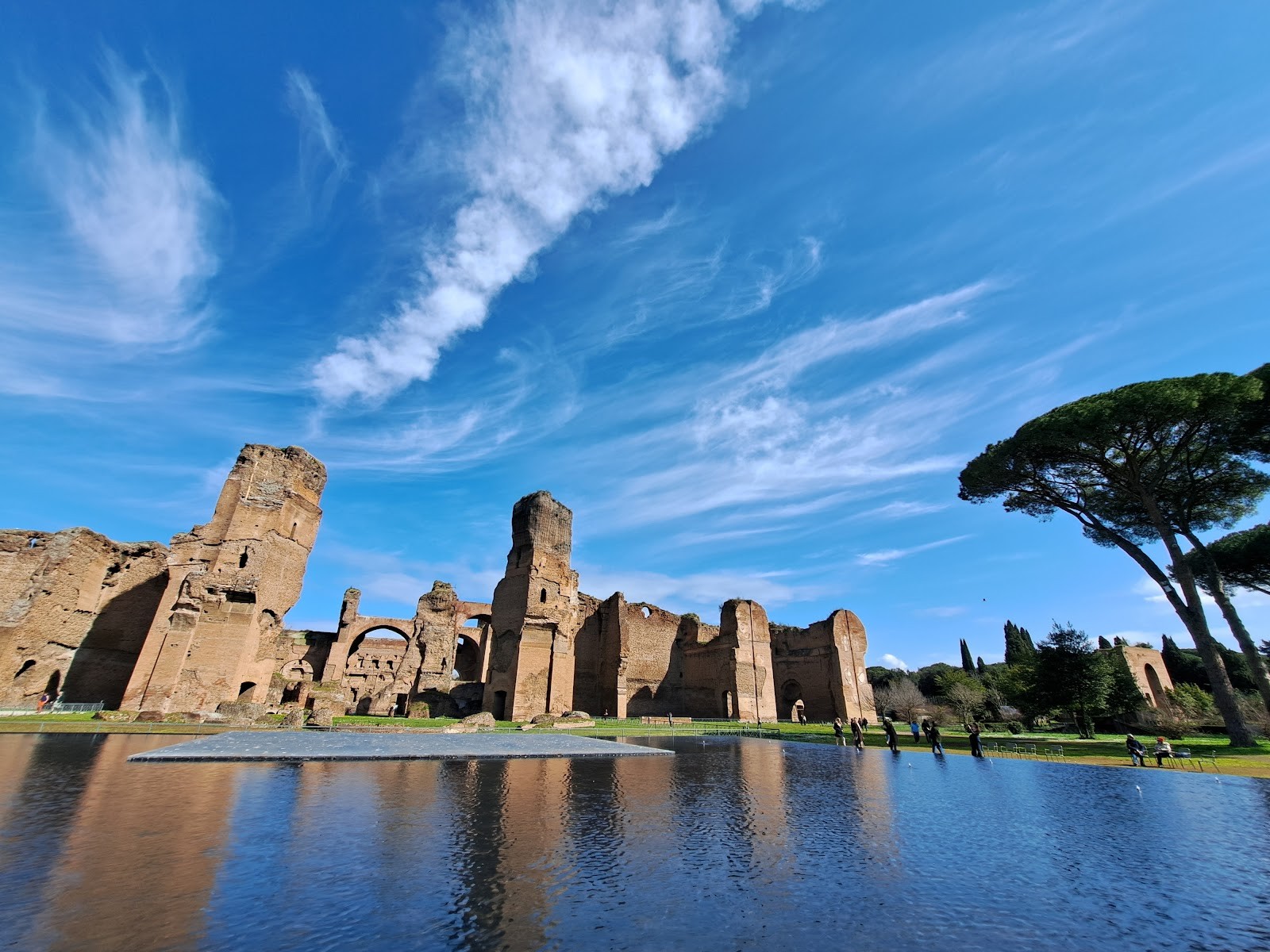 High Fashion Meets Ancient Ruins: Frank Horvat at Caracalla