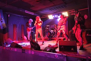 Acoustic Metal Meets Roman Grit: The Scratch at Traffic Live Club